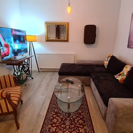 Appartement Lavendel, Ferienwohnung Mit Eigenem Eingang Wie Ein Kleines Haus Bad Salzuflen Exterior foto