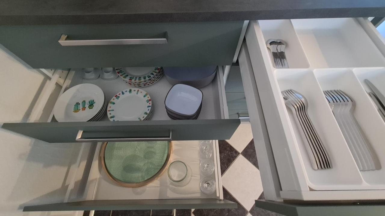 Appartement Lavendel, Ferienwohnung Mit Eigenem Eingang Wie Ein Kleines Haus Bad Salzuflen Exterior foto