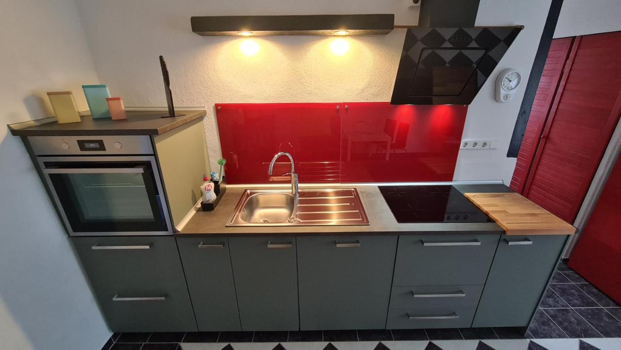 Appartement Lavendel, Ferienwohnung Mit Eigenem Eingang Wie Ein Kleines Haus Bad Salzuflen Exterior foto